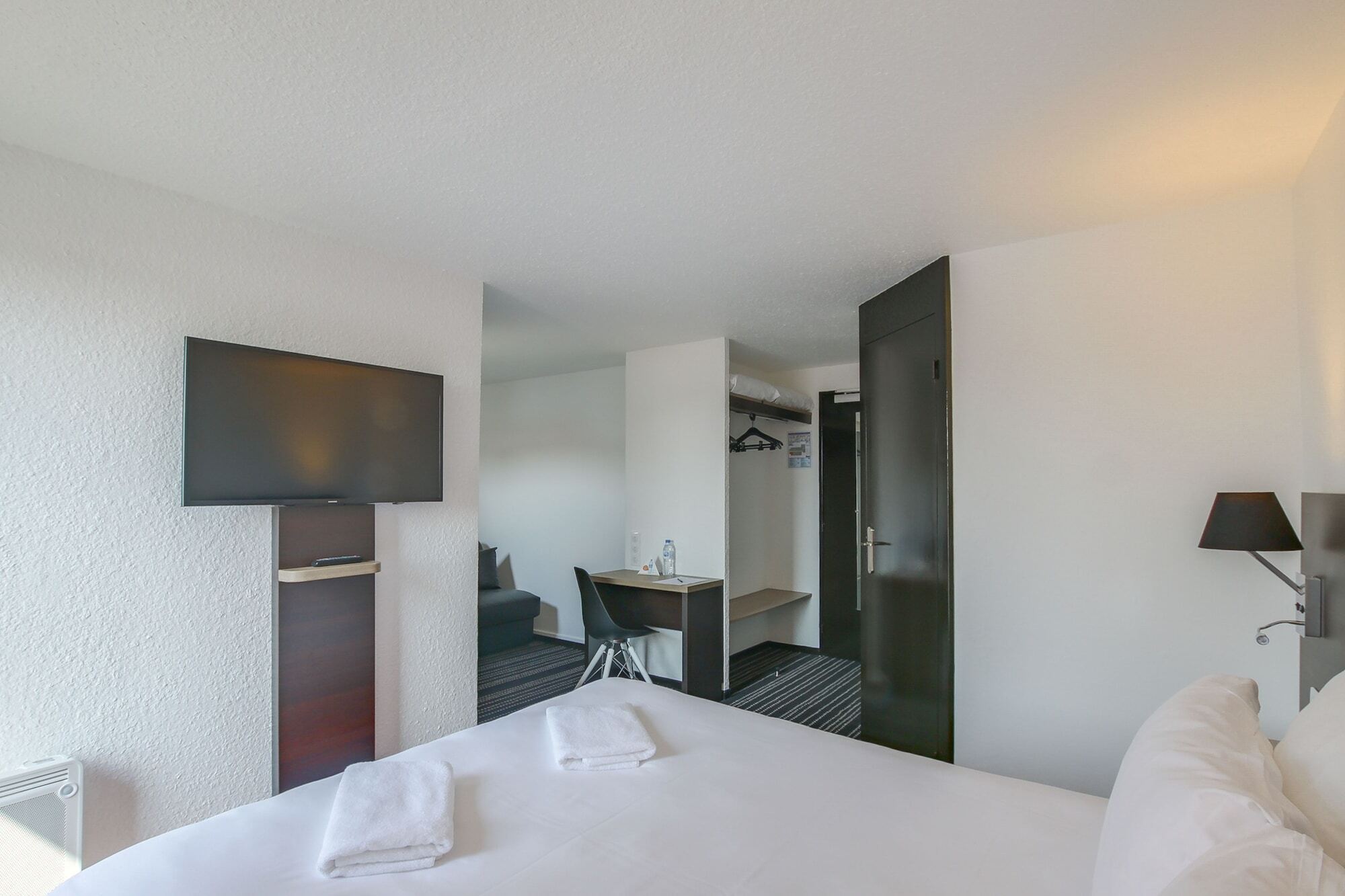 Brit Hotel Reims La Neuvillette Eksteriør bilde